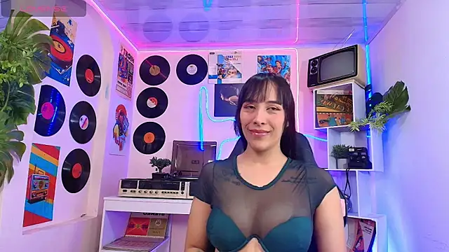 saori katusmi online show from November 4, 2025, 11:47 am