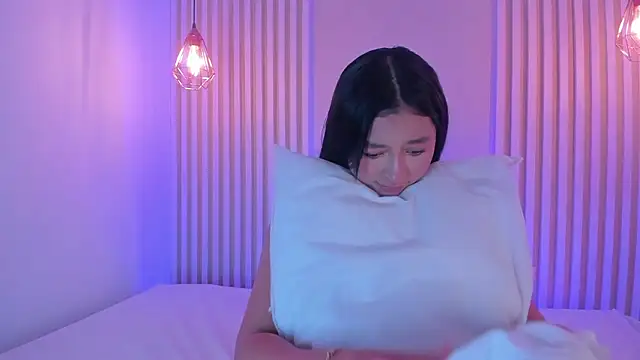 Snapshot of babe_katty chatting on February 14, 2026, 12:05 pm babe katty online show from February 14, 2026, 12:05 pm