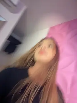 Natalia vidal online show from November 6, 2025, 1:15 pm