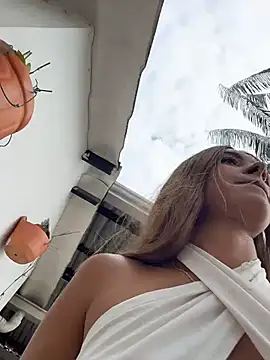 Natalia vidal online show from February 1, 2026, 2:04 pm