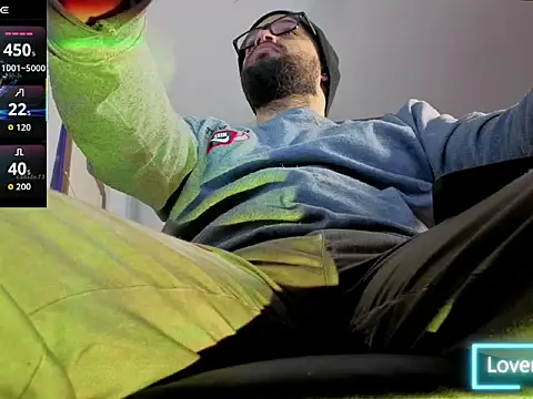 Snapshot of Ernesto-Rodriguez82 chatting on September 20, 2025, 10:09 am Ernesto-Rodriguez82 online show from September 20, 2025, 10:09 am