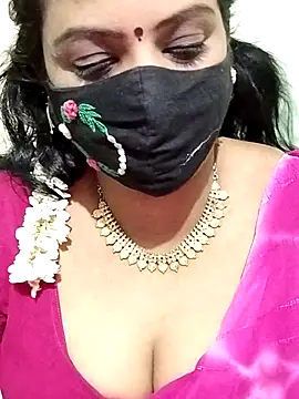 Snapshot of yoga-mithraa chatting on September 23, 2025, 6:09 am yoga-mithraa online show from September 23, 2025, 6:09 am