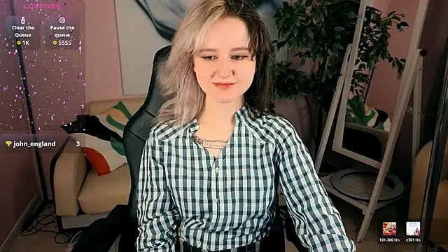 girl next doorr online show from June 19, 2026, 1:17 pm