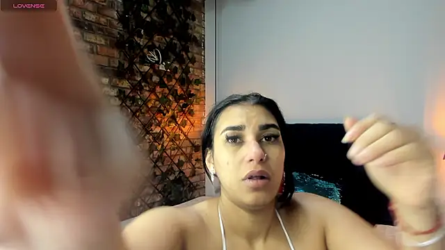 Snapshot of Lia_Blake_ chatting on February 24, 2026, 12:39 pm Lia Blake online show from February 24, 2026, 12:39 pm