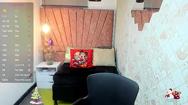 Lia Blake  online show from January 8, 2026, 12:33 pm