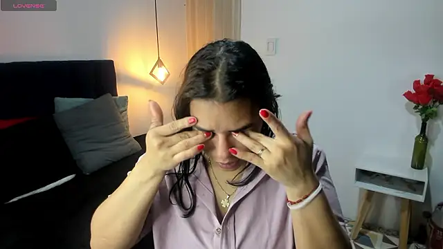 Snapshot of Lia_Blake_ chatting on February 4, 2026, 12:33 pm Lia Blake online show from February 4, 2026, 12:33 pm