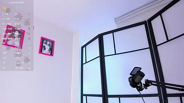 Snapshot of missweetpeach chatting on February 25, 2026, 12:22 am missweetpeach online show from February 25, 2026, 12:22 am