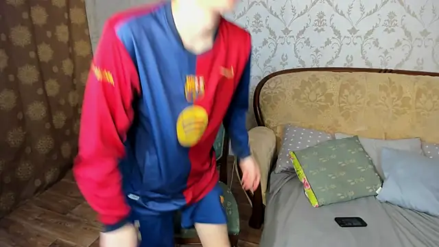 Snapshot of SherlockMax chatting on October 9, 2025, 6:52 pm SherlockMax online show from October 9, 2025, 6:52 pm