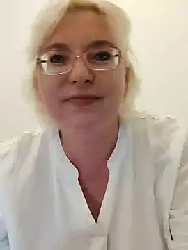 VikaKing online show from September 20, 2025, 9:20 pm