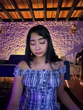 kaori 77 online show from March 17, 2026, 5:32 am