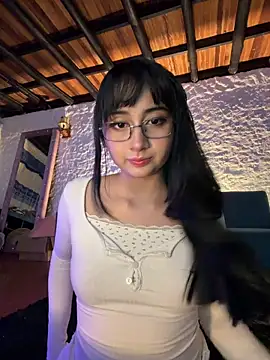 kaori 77 online show from April 6, 2026, 4:41 am