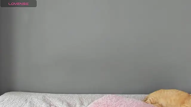 AntonellaaRossii online show from September 26, 2025, 12:34 pm