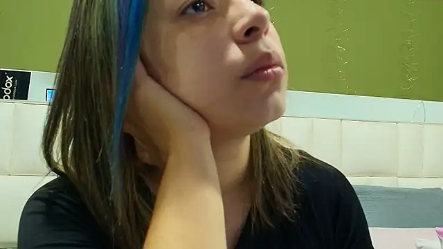 Snapshot of gisell_gomez chatting on October 20, 2025, 12:17 pm gisell gomez online show from October 20, 2025, 12:17 pm