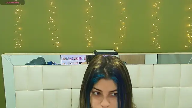 Snapshot of gisell_gomez chatting on September 24, 2025, 12:11 pm gisell gomez online show from September 24, 2025, 12:11 pm