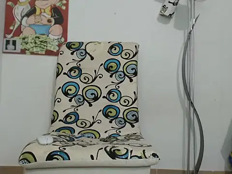 Snapshot of Thomasjons_ chatting on October 6, 2025, 1:07 am Thomasjons  online show from October 6, 2025, 1:07 am