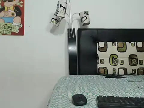 Snapshot of Thomasjons_ chatting on September 10, 2025, 4:22 am Thomasjons  online show from September 10, 2025, 4:22 am