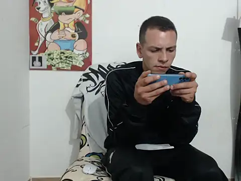 Snapshot of Thomasjons_ chatting on September 26, 2025, 1:45 am Thomasjons  online show from September 26, 2025, 1:45 am