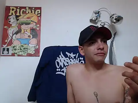 Snapshot of Thomasjons_ chatting on October 1, 2025, 4:00 pm Thomasjons  online show from October 1, 2025, 4:00 pm