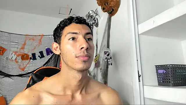 Snapshot of jhosep_hamilton chatting on October 26, 2025, 6:41 pm jhosep hamilton online show from October 26, 2025, 6:41 pm