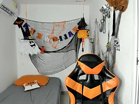 Snapshot of jhosep_hamilton chatting on October 30, 2025, 7:00 pm jhosep hamilton online show from October 30, 2025, 7:00 pm