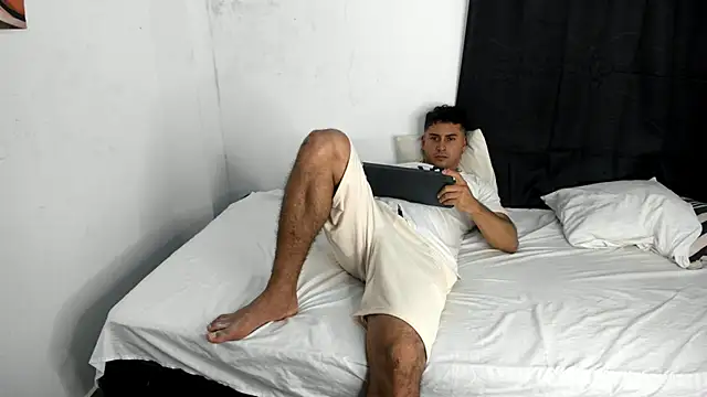 Snapshot of ashlan_king chatting on October 14, 2025, 7:14 pm ashlan king online show from October 14, 2025, 7:14 pm