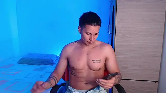 Snapshot of valentinosex1 chatting on September 19, 2025, 9:08 pm valentinosex1 online show from September 19, 2025, 9:08 pm