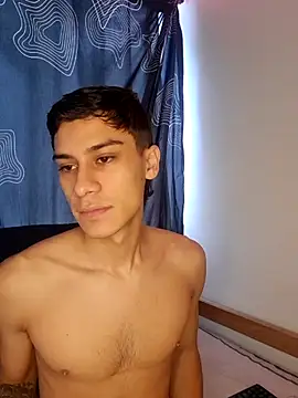 Snapshot of axel_davis_ chatting on October 27, 2025, 4:08 pm axel davis  online show from October 27, 2025, 4:08 pm