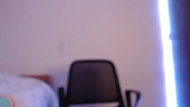 Snapshot of axel_davis_ chatting on October 5, 2025, 3:30 am axel davis  online show from October 5, 2025, 3:30 am