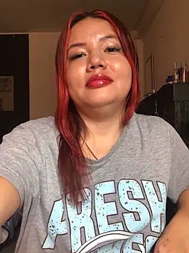 pamelalambert online show from October 5, 2025, 8:32 pm