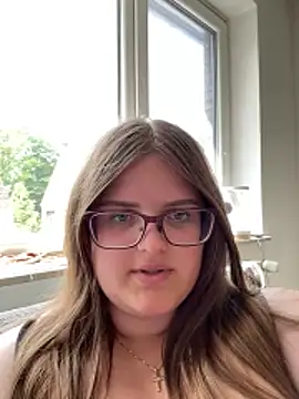 CurvyPaar2 online show from May 16, 2026, 10:36 am