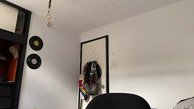 camille delrey online show from November 26, 2025, 5:46 pm