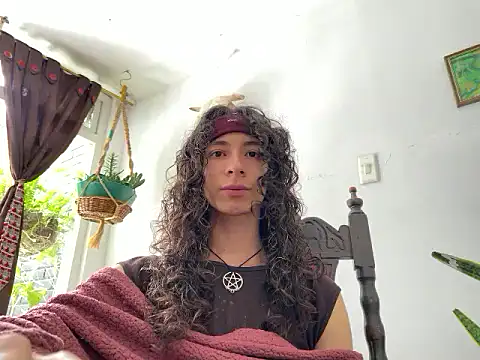 camille delrey online show from November 5, 2025, 4:54 pm