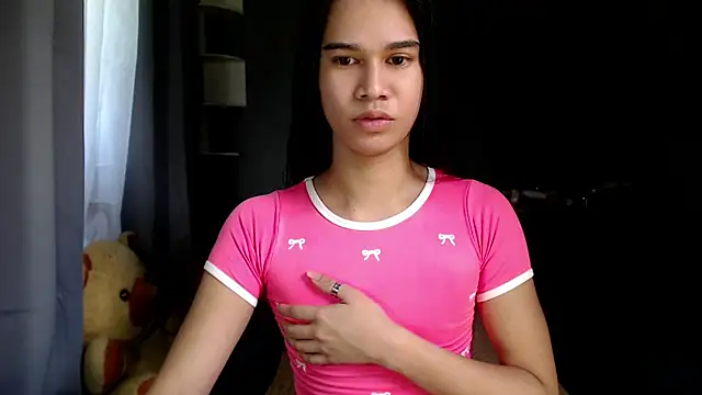 urseductivebarbie xx online show from September 22, 2025, 4:40 am