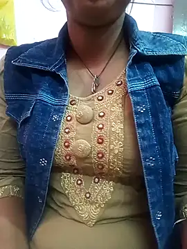 Snapshot of BILLO-RANI67 chatting on October 29, 2025, 4:11 am BILLO-RANI67 online show from October 29, 2025, 4:11 am