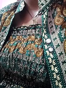 Snapshot of BILLO-RANI67 chatting on September 30, 2025, 5:24 am BILLO-RANI67 online show from September 30, 2025, 5:24 am