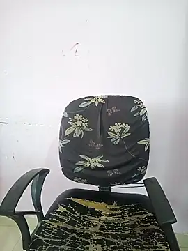 Snapshot of BILLO-RANI67 chatting on September 22, 2025, 5:35 am BILLO-RANI67 online show from September 22, 2025, 5:35 am