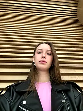 Snapshot of ElliRose chatting on September 20, 2025, 5:56 am ElliRose online show from September 20, 2025, 5:56 am