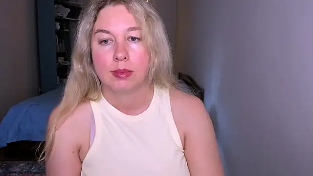 Snapshot of NancySanders chatting on June 19, 2026, 5:52 pm NancySanders online show from June 19, 2026, 5:52 pm