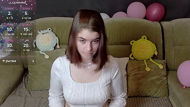 ElzaBlis online show from February 28, 2026, 3:11 pm