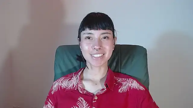  mavis2 online show from October 20, 2025, 8:09 pm