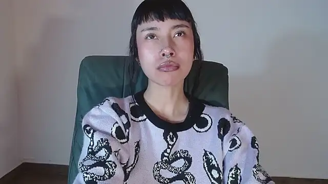  mavis2 online show from October 17, 2025, 7:48 pm