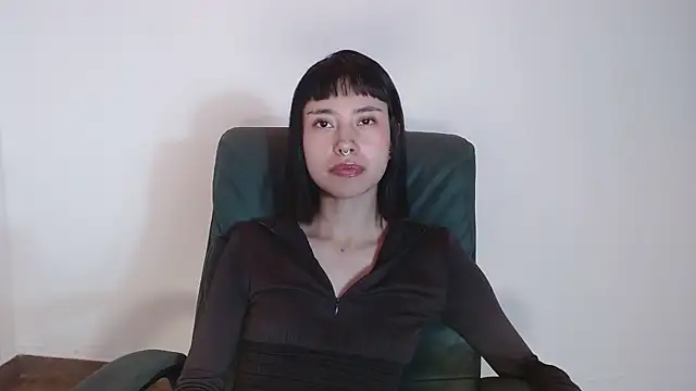  mavis2 online show from October 6, 2025, 8:53 pm