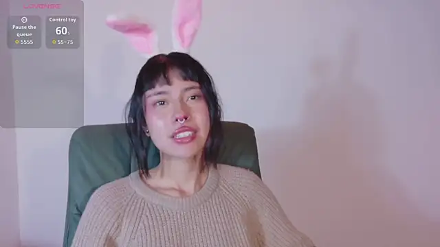  mavis2 online show from October 27, 2025, 8:21 pm