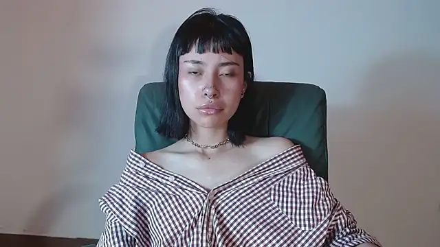  mavis2 online show from October 10, 2025, 7:58 pm