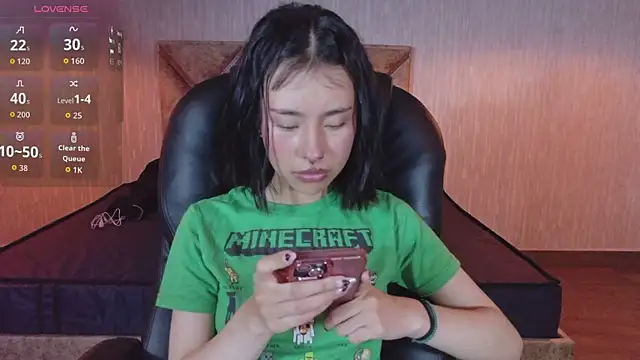  mavis2 online show from October 28, 2025, 8:52 pm