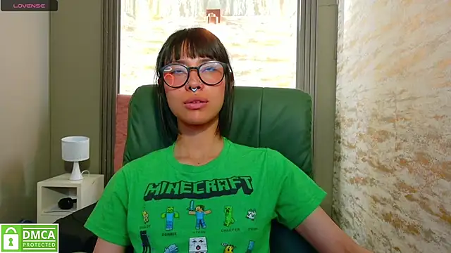  mavis2 online show from September 17, 2025, 8:44 pm