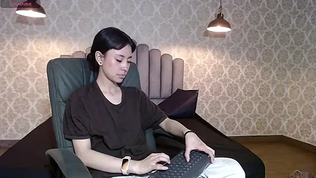  mavis2 online show from September 24, 2025, 8:59 pm