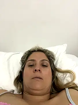 Snapshot of linda-mature43 chatting on September 29, 2025, 10:33 am linda-mature43 online show from September 29, 2025, 10:33 am