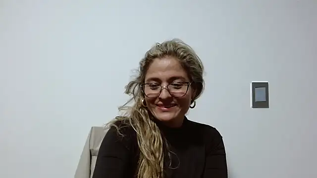 Snapshot of linda-mature43 chatting on September 20, 2025, 11:10 pm linda-mature43 online show from September 20, 2025, 11:10 pm