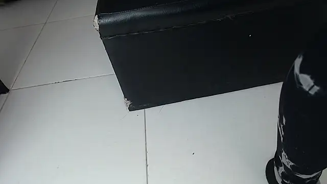 Michellee 20 online show from October 11, 2025, 1:45 pm